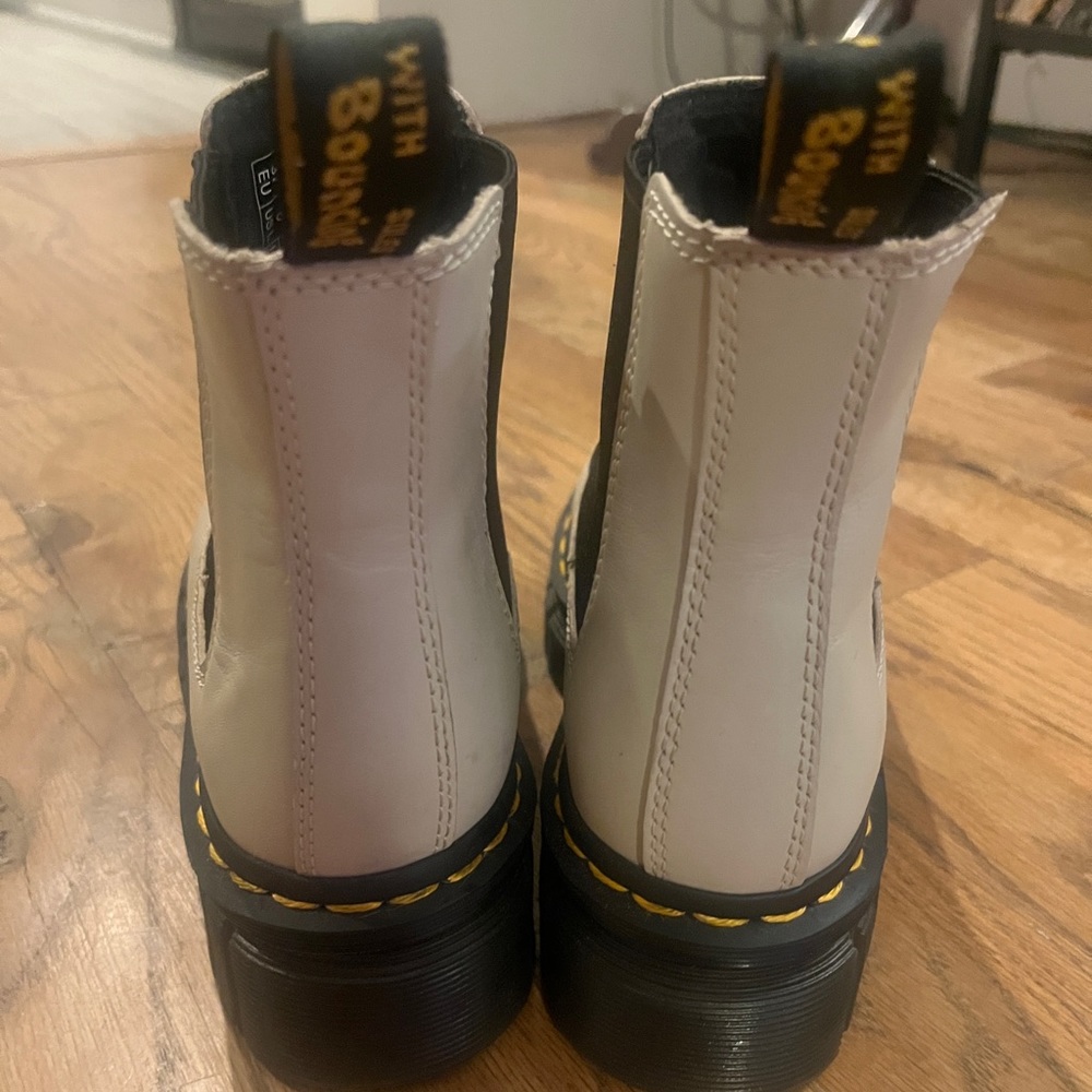 Off White Chelsea Boot